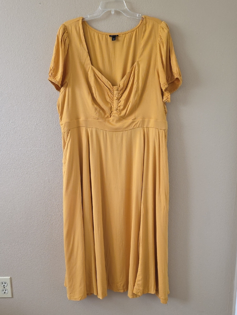 Torrid Gold Yellow Challis Sweetheart Neckline Midi Dress - Size 3X